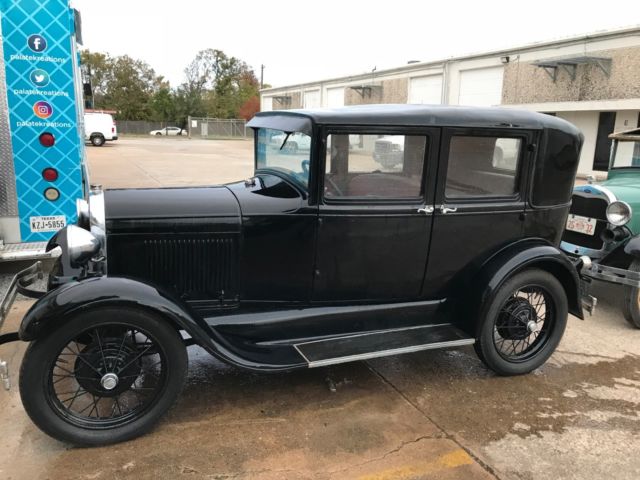 1929 Ford Model A Fordor Sedan - photo 4