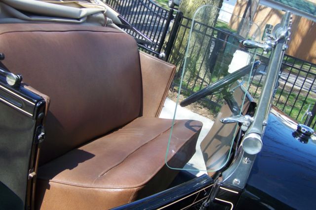 1929 Ford Model A Roadster - photo 9