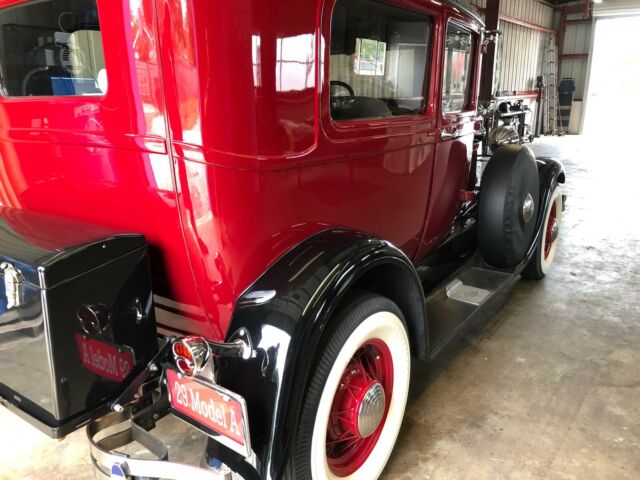 1929 Ford Model A - photo 2