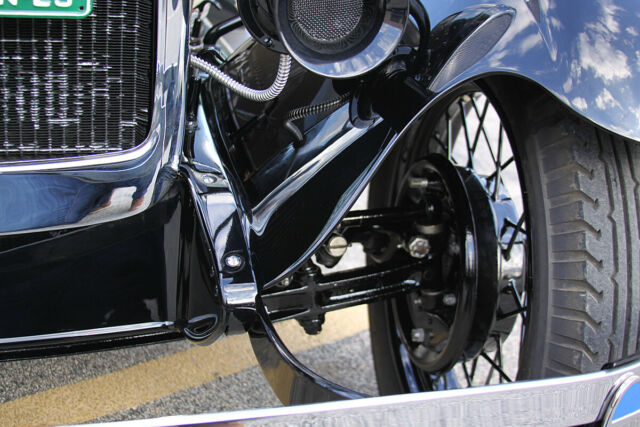 1929 Ford Model A Town Sedan $75k Restoration - photo 12