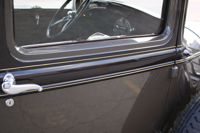 1929 Ford Model A Town Sedan $75k Restoration - photo 8