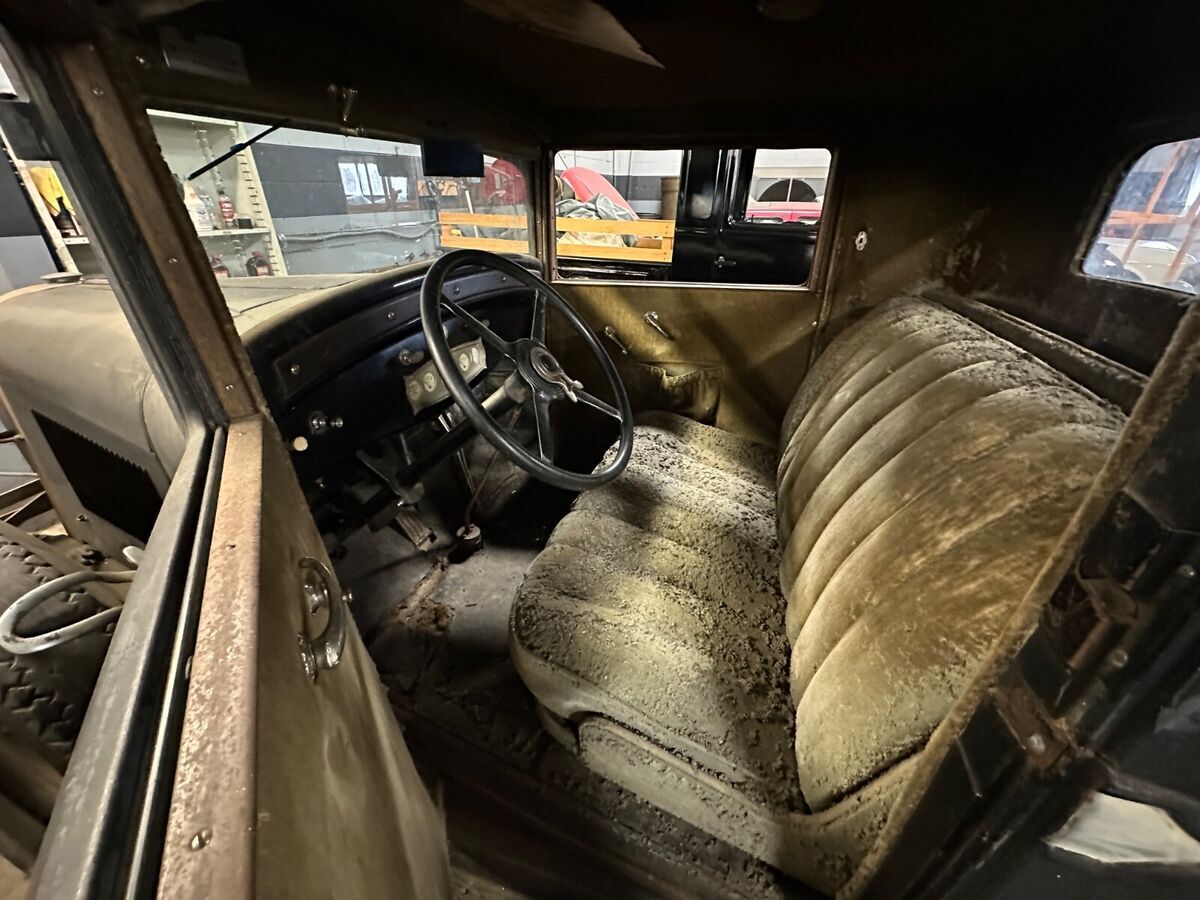 1929 Oldsmobile Coupe - photo 9