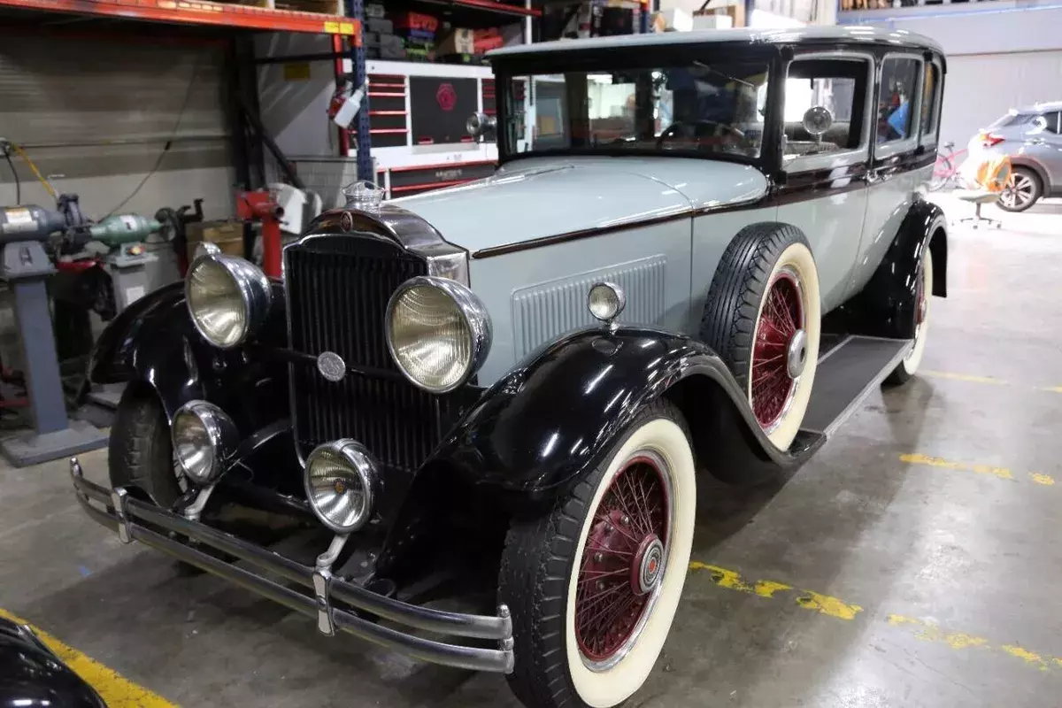 1929 Packard 8 LIMOUSINE LIMOUSINE 1929 Packard 8 LIMOUSINE LIMOUSINE