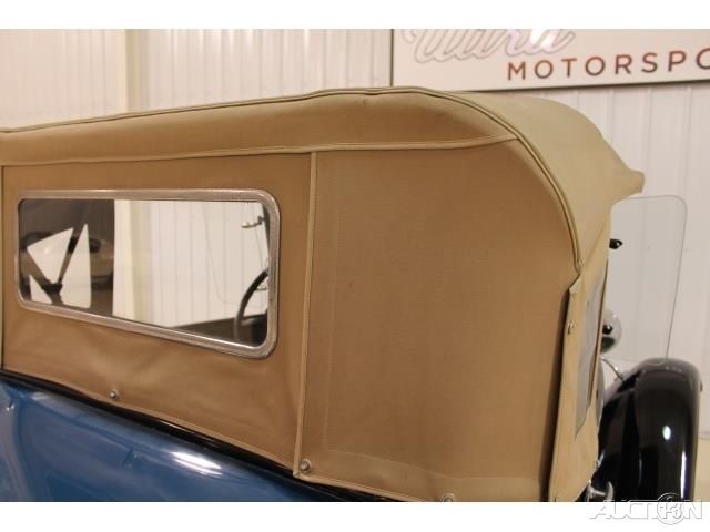 1929 Ford Model A roadster - photo 12
