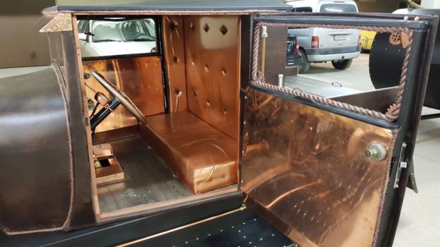 1929 Ford Model A - photo 8
