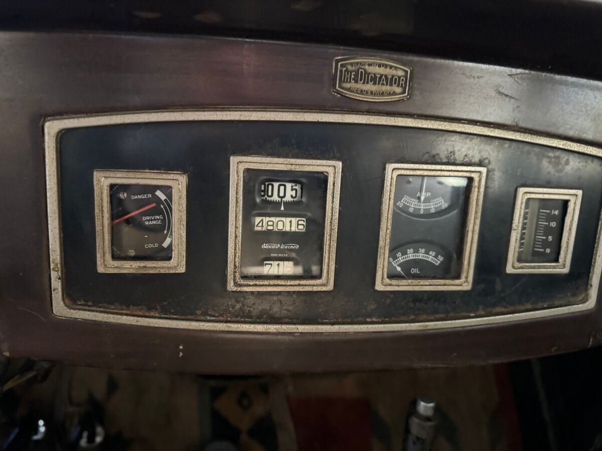 1929 Studebaker Dictator 41,000 OG MILES new tires and tubes garage-kept - photo 3