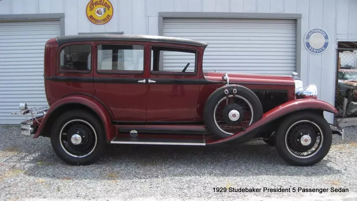 1929 STUDEBAKER PRESIDENTAL8 SEDAN STUNNING RESTORED MUSEUM QUALITY 1929 Studebaker President Eight
