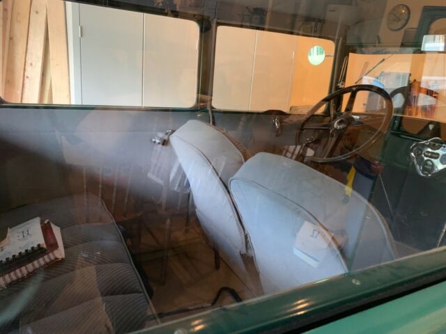 1929 Ford Model A - photo 10