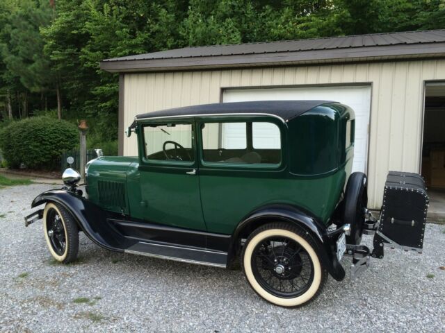 1929 Ford Model A - photo 2