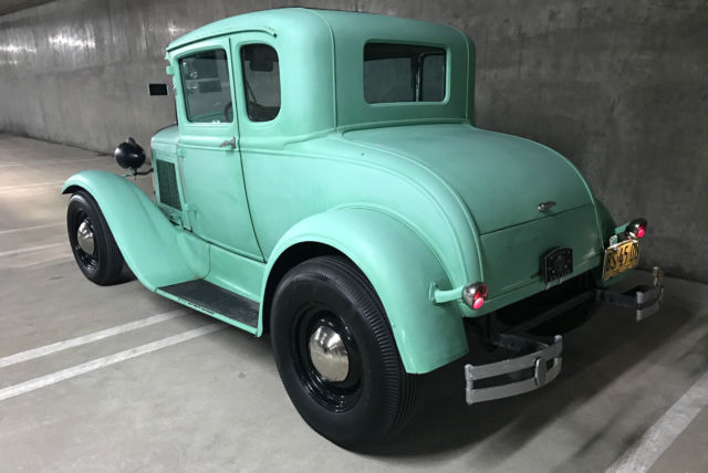 1930 Ford Model A Coupe - photo 4