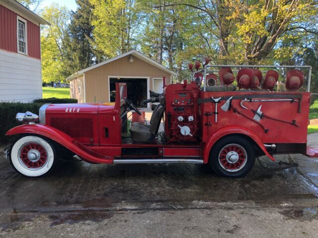 1930 Cadillac 353 FIRE TRUCK - photo 2