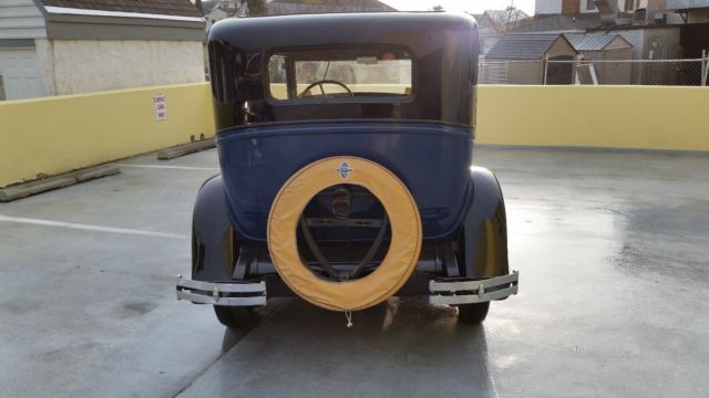 1930 Chevrolet Sedan - photo 4