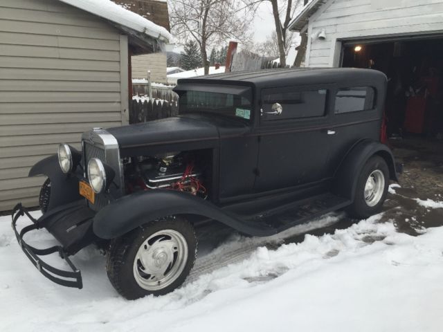 1930 Chevrolet Sedan - photo 3