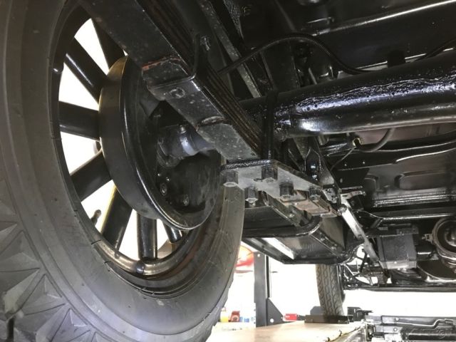 1930 Chrysler CJ-6 sedan - photo 12