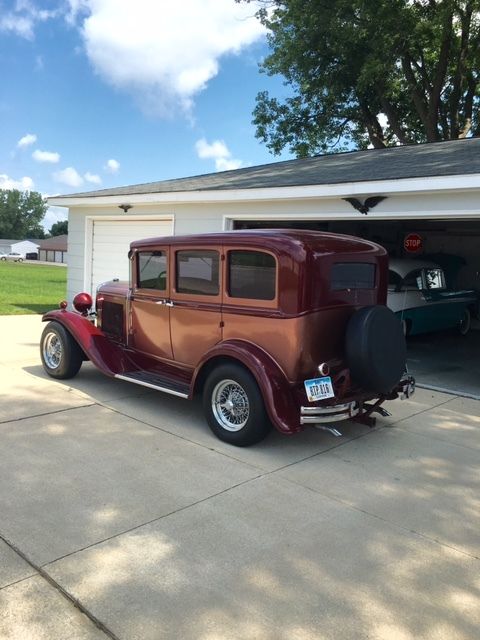 1930 DeSoto 4 door - photo 2