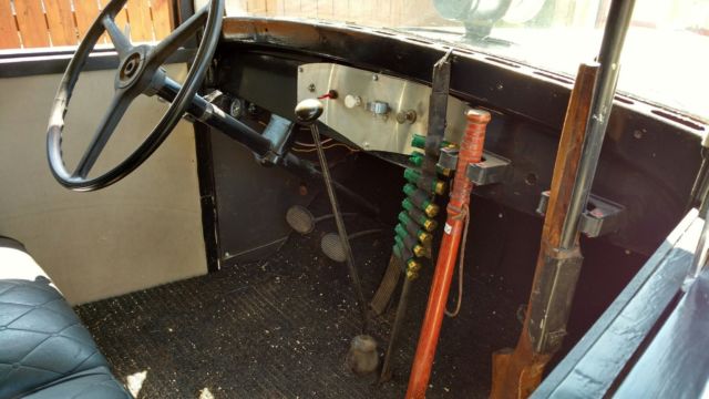 1930 DeSoto - photo 4