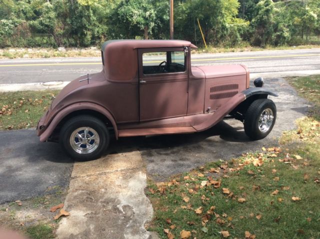 1930 Ford Model A - photo 2