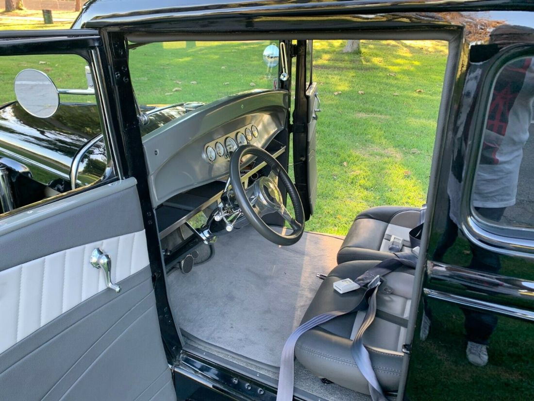 1930 Ford Model A - photo 10