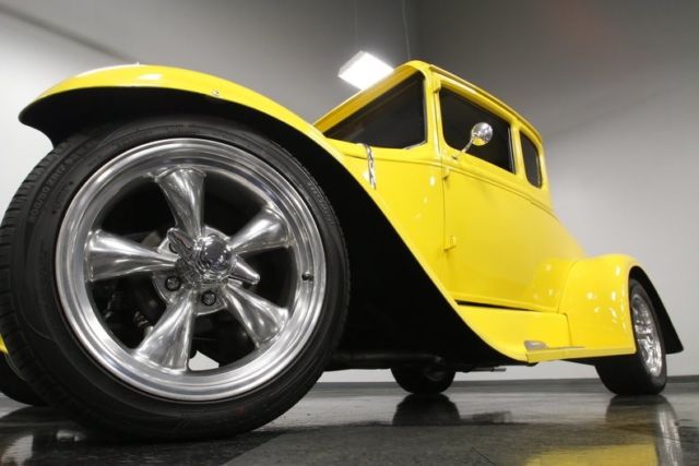 1930 Ford 5-Window Coupe - photo 10