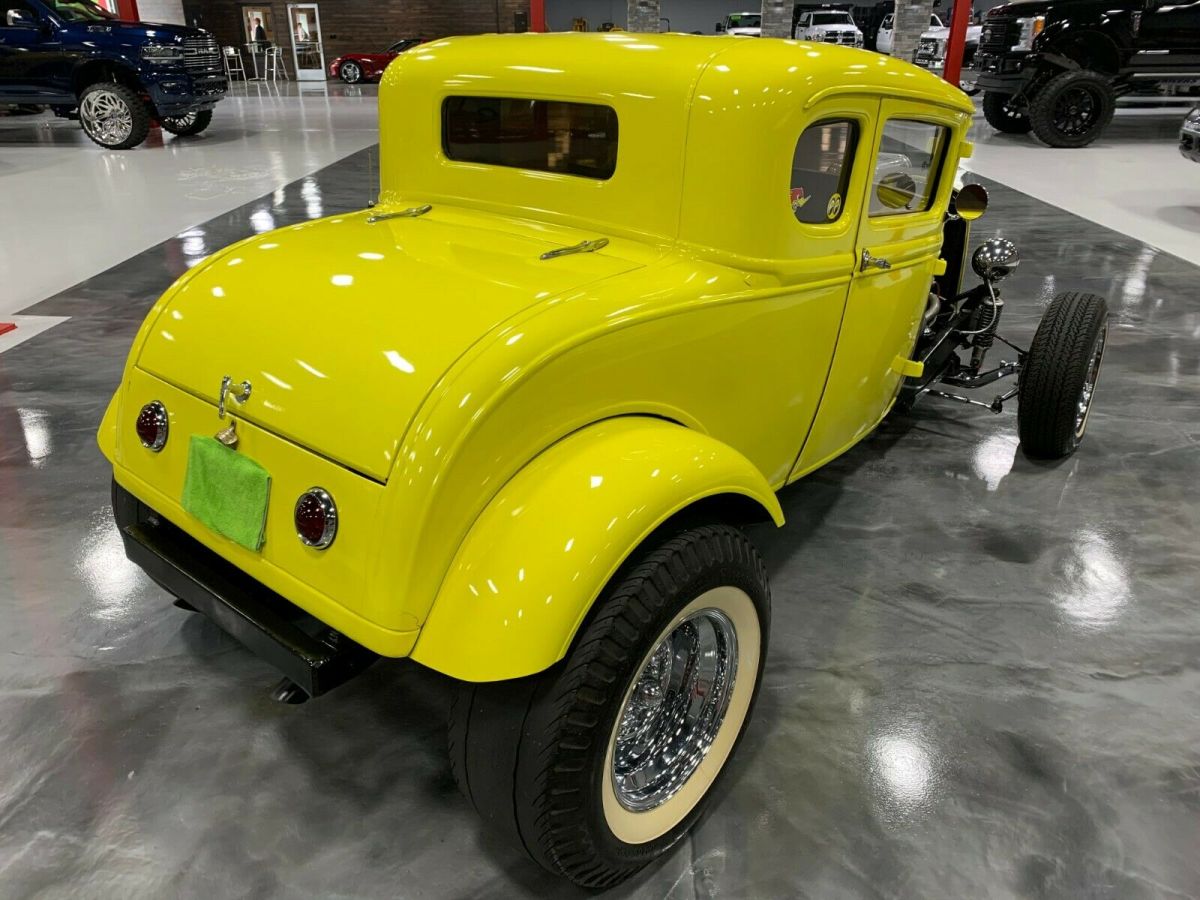 1930 Ford 5 WINDOW STEEL BODY - photo 6