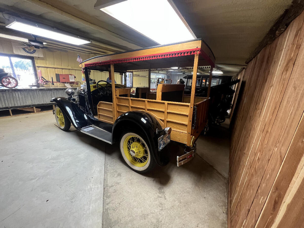 1930 Ford AA Model AA Depot Hack - photo 5