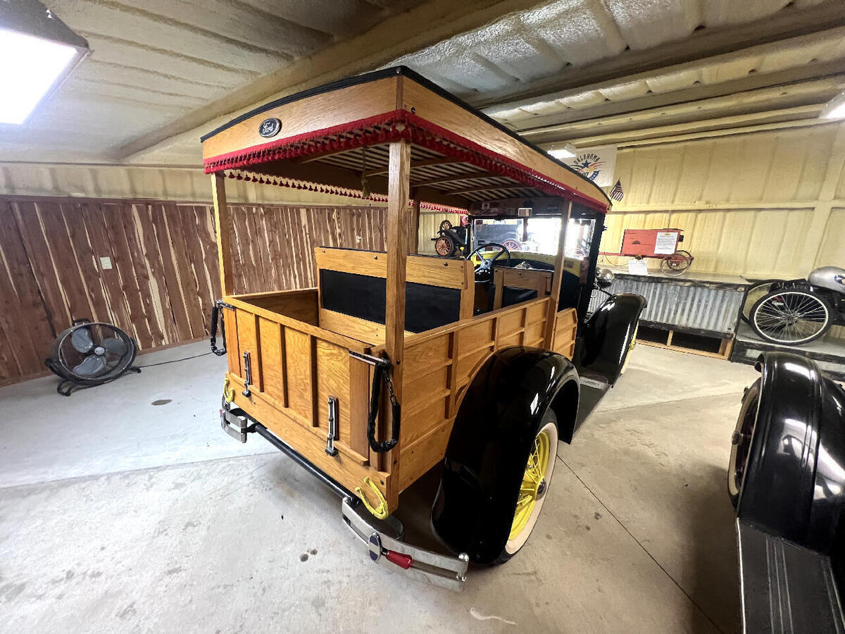 1930 Ford AA Model AA Depot Hack - photo 6
