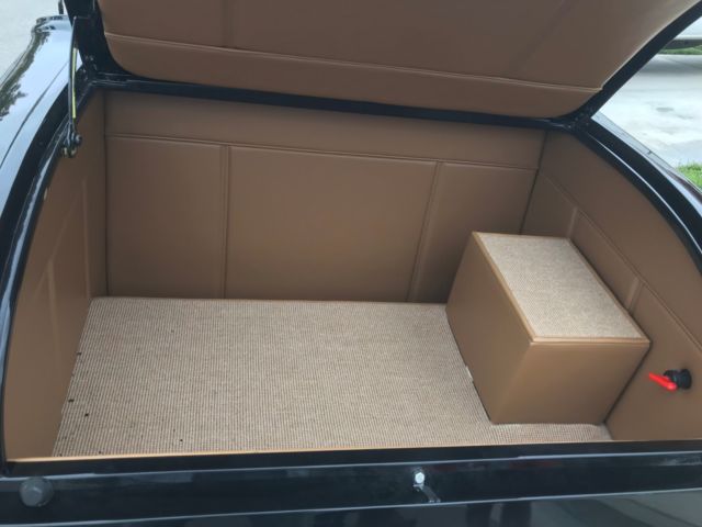 1930 Ford Model A tan vinyl - photo 12