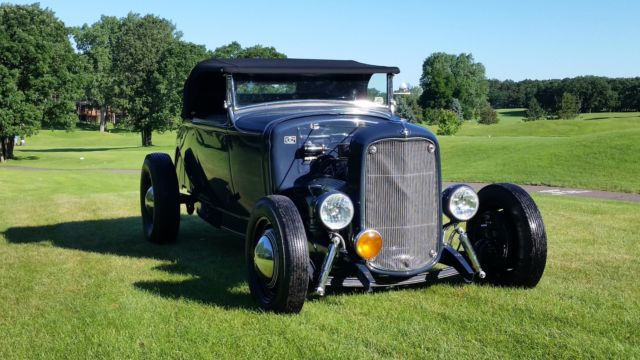 1930 Ford Model A Roadster - photo 3