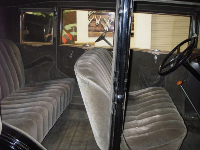 1930 Ford Model A - photo 11