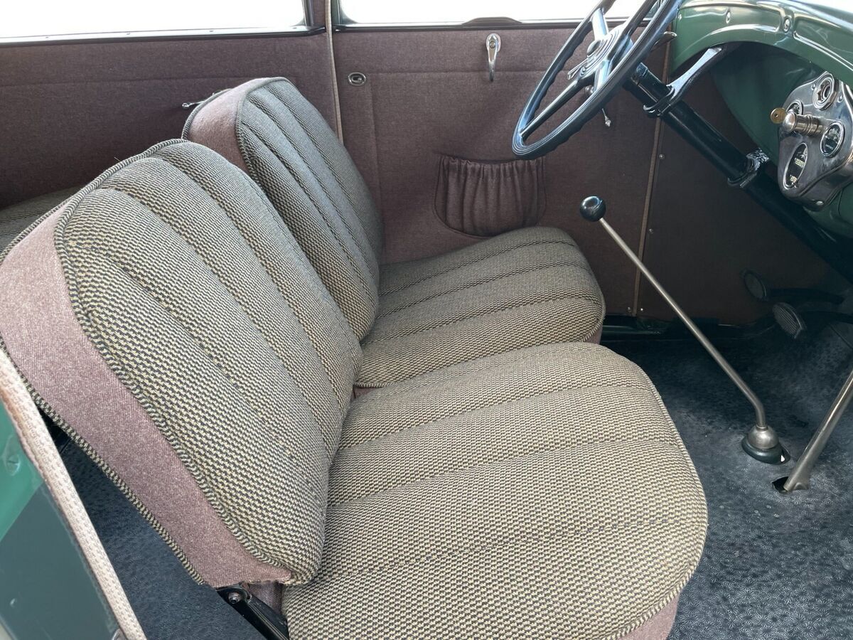1930 Ford Model A - photo 7