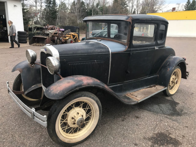 1930 Ford Model A Coupe - photo 3