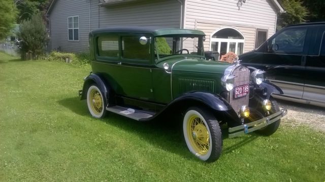 1930 Ford Model A 2 dr sadan