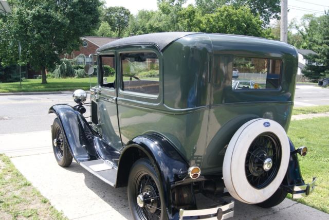 1930 Ford Model A Sedan - photo 6