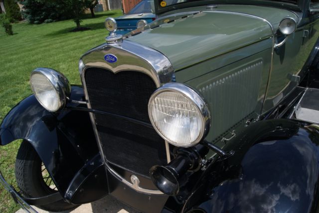 1930 Ford Model A Sedan - photo 8