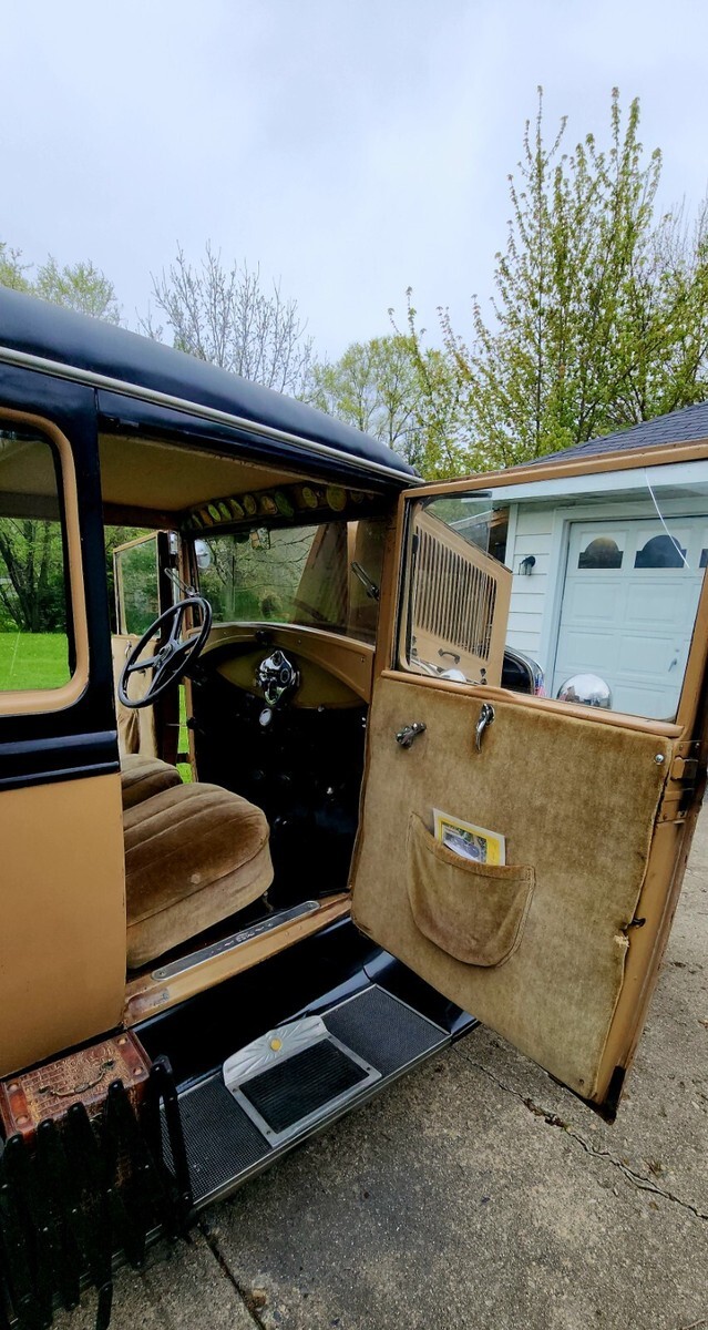 1930 Ford Model A - photo 6