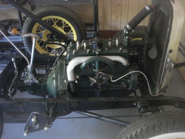 1930 Ford Model A Sedan with twin side mounts - photo 2