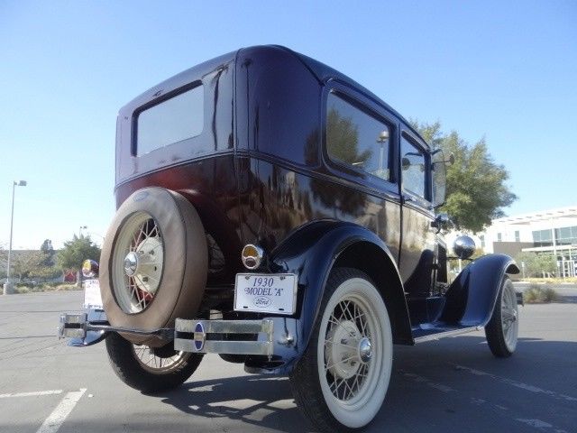 1930 Ford Model A 2 door tudor - photo 10