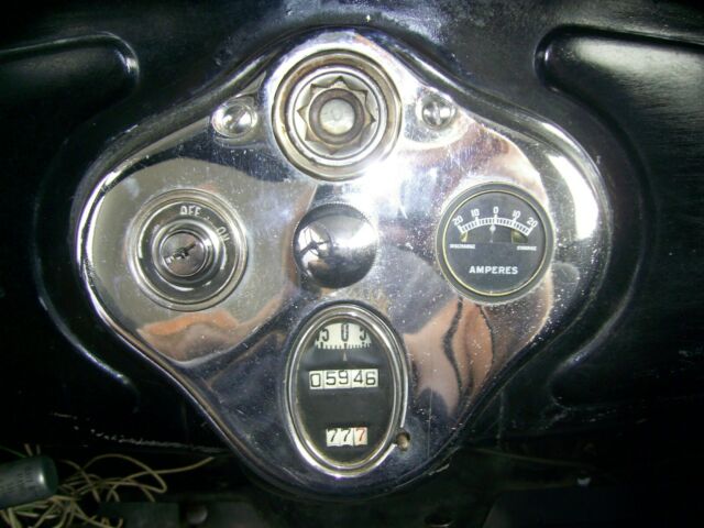 1930 Ford Model A - photo 8