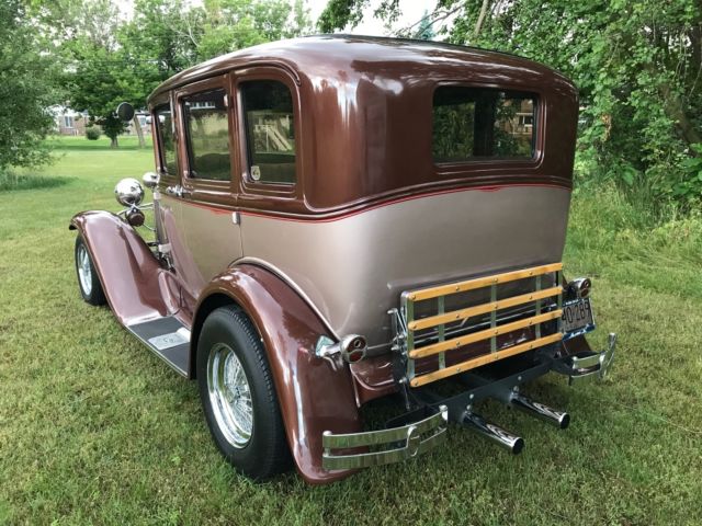 1930 Ford Model A - photo 5