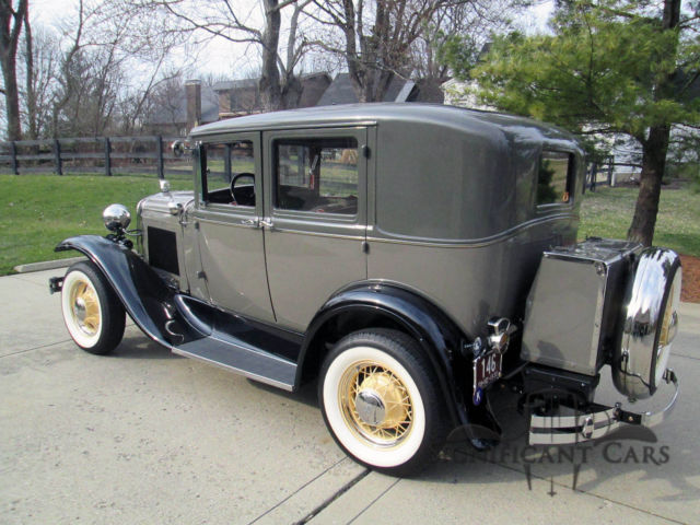 1930 Ford Model A Blind Back Fordor - photo 3
