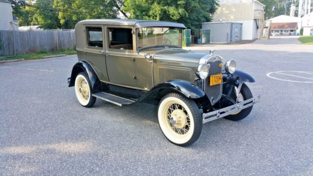 1930 Ford Model A Deluxe - photo 2