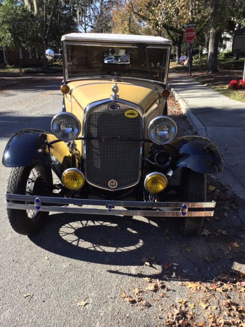 1930 Ford Model A Cabriolet Convertible - photo 5