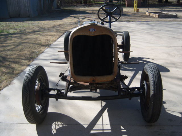 1930 Ford Model A - photo 2