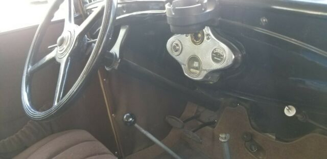 1930 Ford Model A - photo 5
