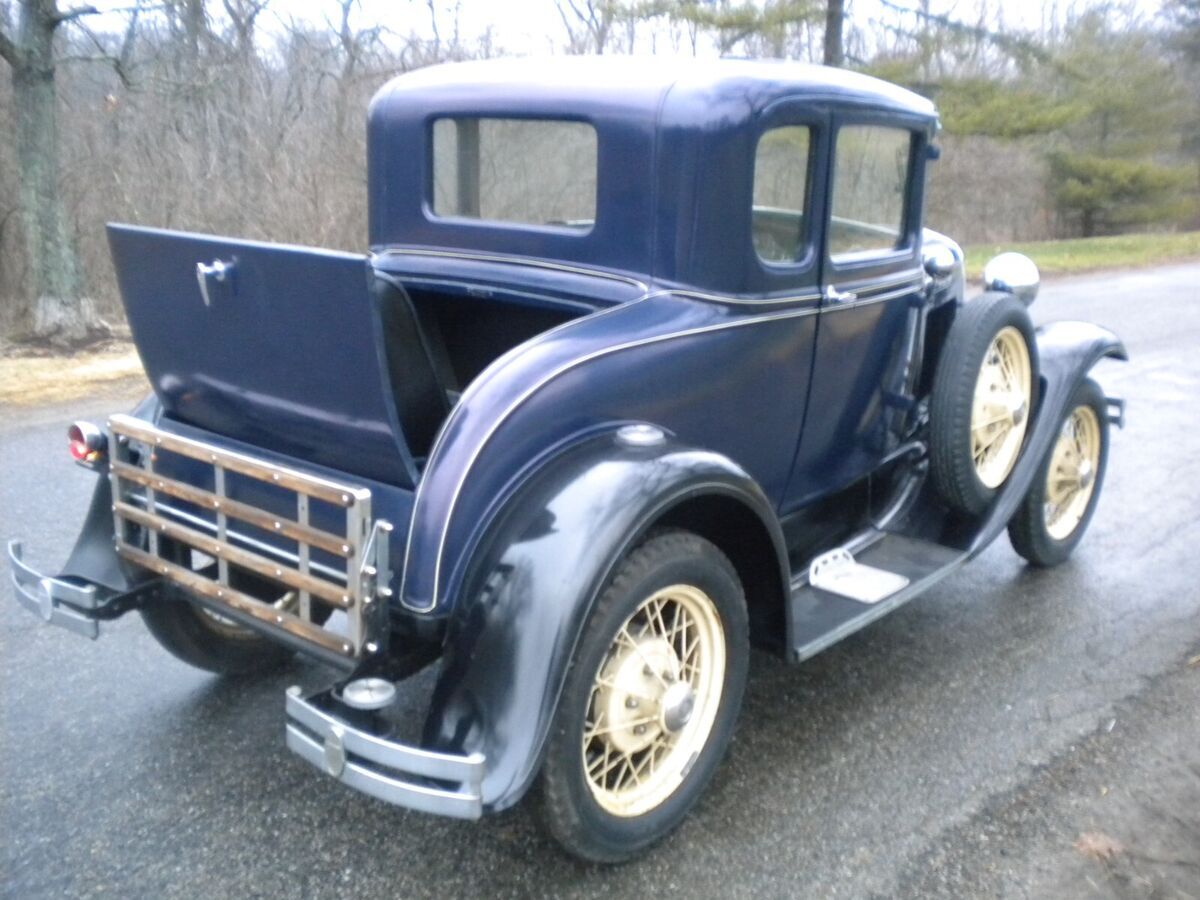 1930 Ford Model A - photo 2