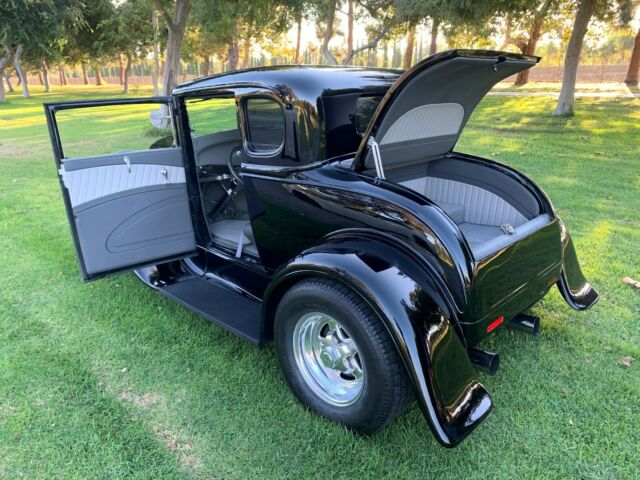 1930 Ford Model A - photo 2