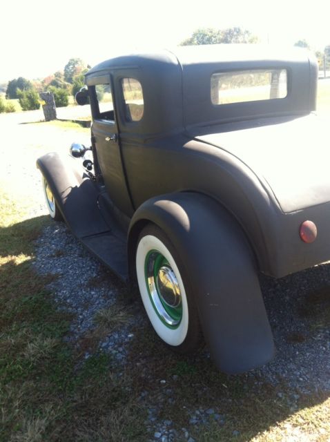 1930 Ford Model A - photo 2