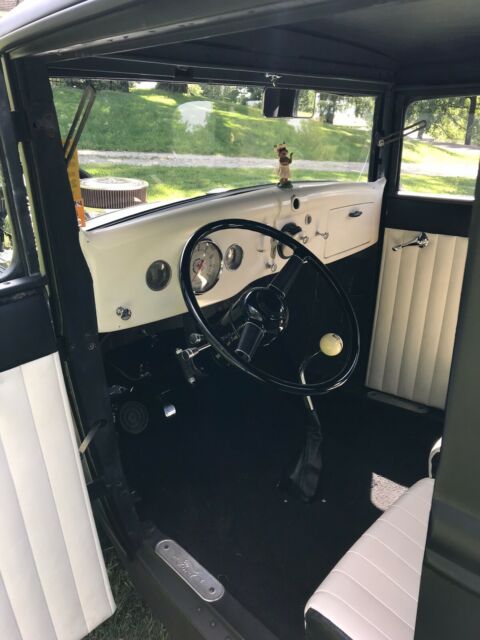 1930 Ford Model A - photo 9
