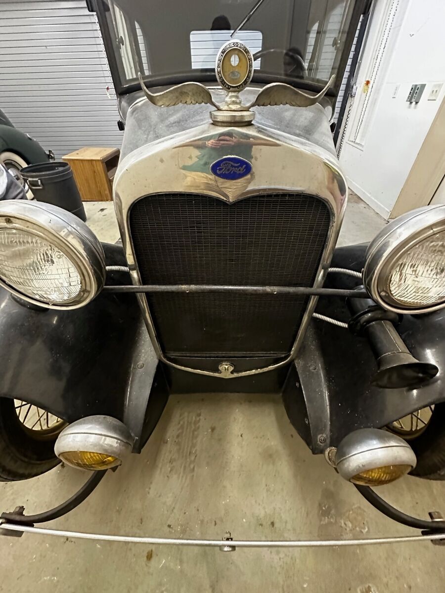 1930 Ford Model A - photo 3