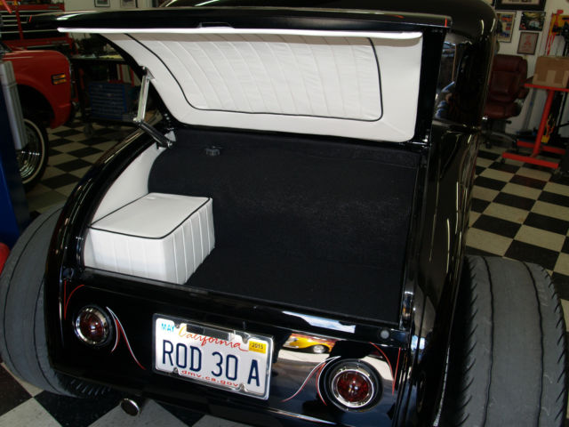 1930 Ford Model A Coupe - photo 5